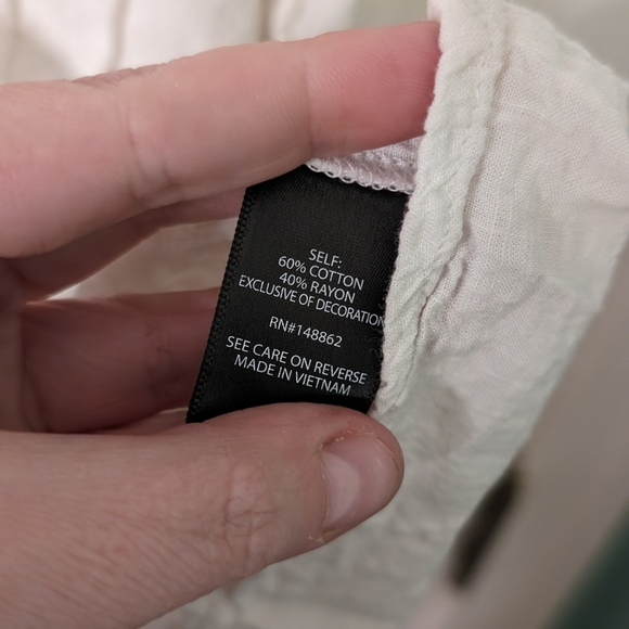 Torrid Simple 3x Off white Blouse - Picture 4 of 7